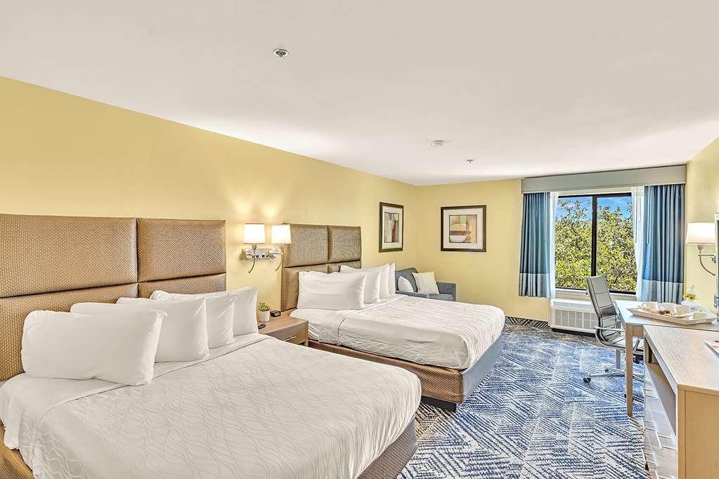 Best Western Plus Lewisville Flower Mound Phòng bức ảnh