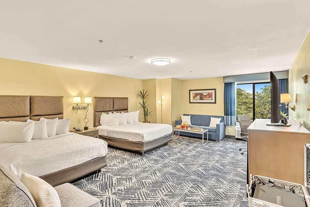 Best Western Plus Lewisville Flower Mound Phòng bức ảnh