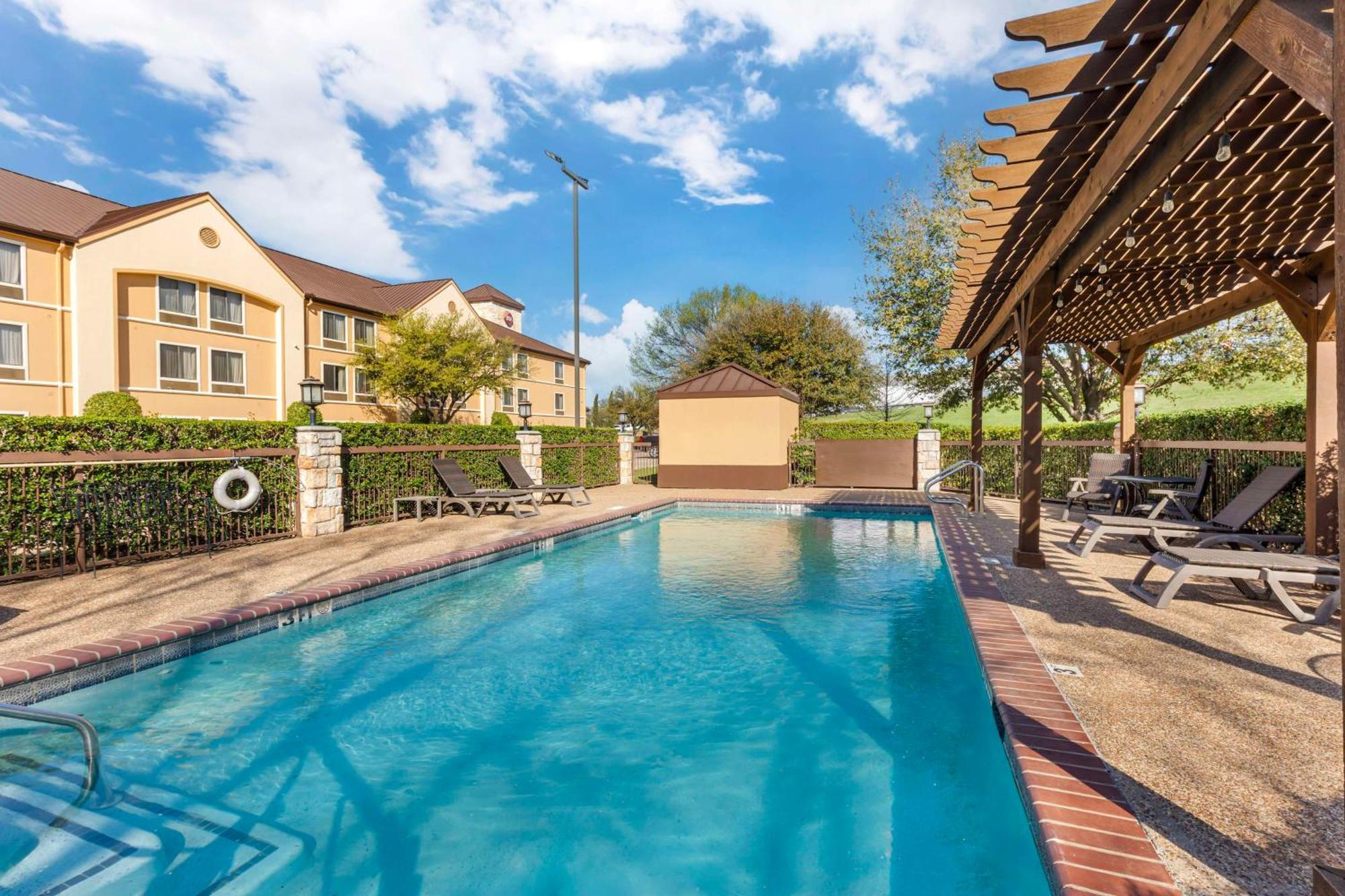 Best Western Plus Lewisville Flower Mound Ngoại thất bức ảnh